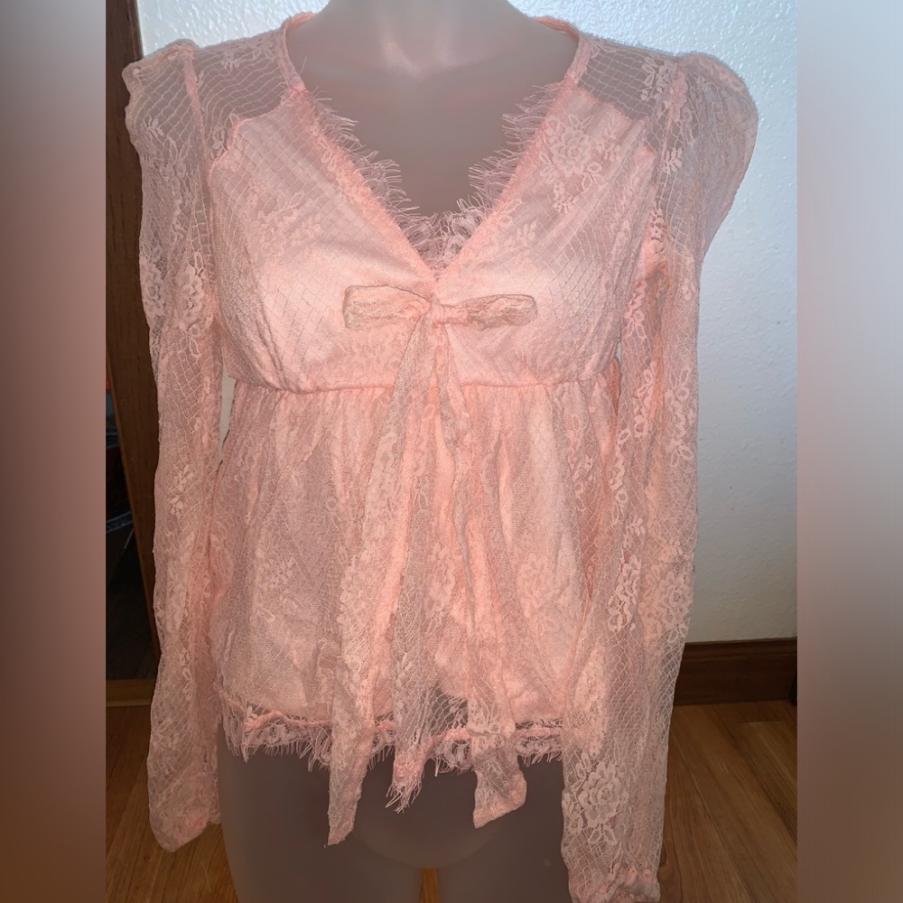 New francesca's Puff Shoulder Blouse